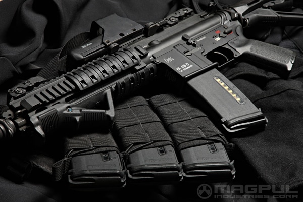 ידית אחיזה זוויתית FSG2 מבית IMI Defense - ידית הסתערות למסילת פיקטיני 3 ידית אחיזה זוויתית FSG2 מבית IMI Defense - ידית הסתערות למסילת פיקטיני ידית אחיזה זוויתית FSG2 מבית IMI Defense - ידית הסתערות למסילת פיקטיני – תמונה 3
