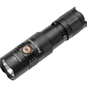 פנס נטען FENIX PD25R – עוצמה של 800 לומנס ואלומת 250 מטר