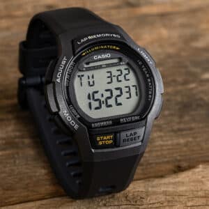 שעון ספורט Casio WS-1000H-1AVEF לגברים עם זיכרון הקפות ועמידות למים